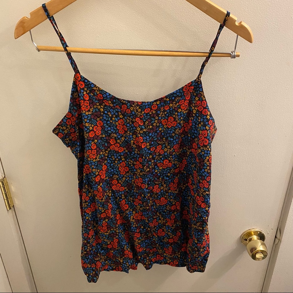 Gap floral tank size small